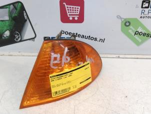 Gebruikte Richtingaanwijzer links BMW 3 serie (E46/4) 318i Prijs € 10,00 Margeregeling aangeboden door Autodemontagebedrijf R. Poeste B.V.