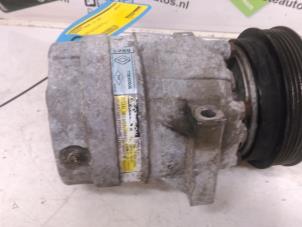 Begagnade Luftkonditioneringspump Renault Megane (EA) 1.4 16V Pris € 42,00 Marginaltabell erbjuds av Autodemontagebedrijf R. Poeste B.V.