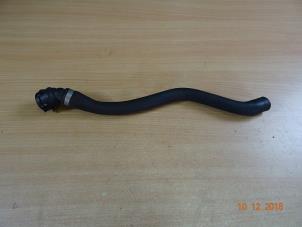 Gebruikte Slang (diversen) Mini Mini (R56) 1.6 16V Cooper S Prijs € 13,09 Inclusief btw aangeboden door Miniparts24 - Miniteile24 GbR