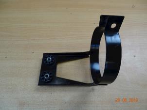 Gebruikte Servo Oliereservoir Mini Mini Cooper S (R53) 1.6 16V Prijs € 15,00 Margeregeling aangeboden door Miniparts24 - Miniteile24 GbR