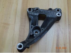 Gebruikte Aircopomp Steun Mini Mini (R56) 1.6 16V Cooper S Prijs € 19,50 Margeregeling aangeboden door Miniparts24 - Miniteile24 GbR