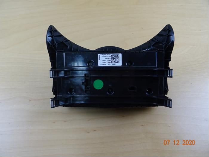 Värmekontrollpanel från en Mini Cooper S 2015