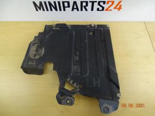 Begagnade Underkörningsskydd Mini Cooper S Pris € 40,46 Inklusive moms erbjuds av Miniparts24 - Miniteile24 GbR