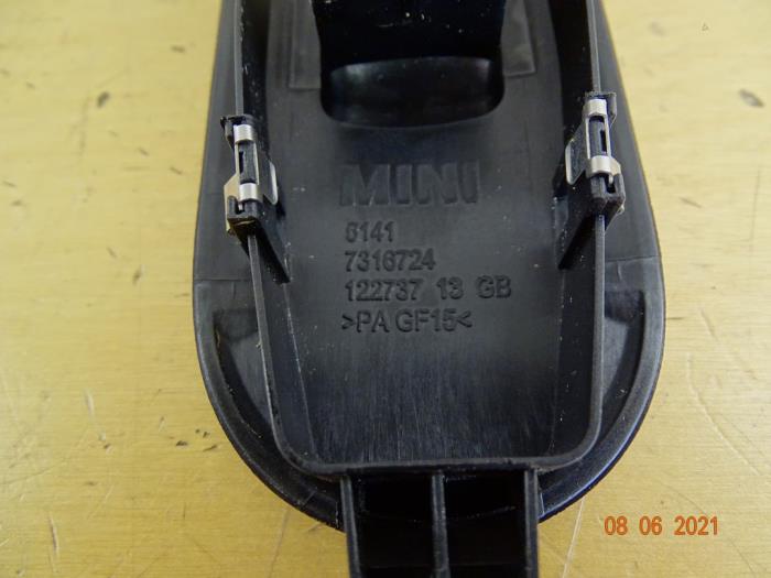 Flerfunktionsbrytare, fönster från en Mini Cooper S 2015