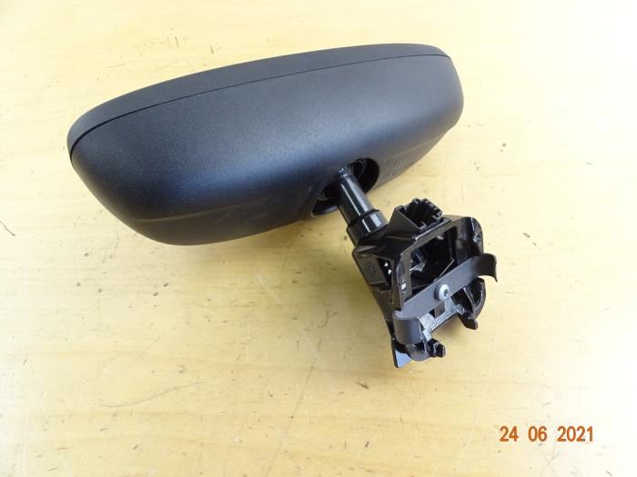 Backspegel från en Mini Cooper S 2015