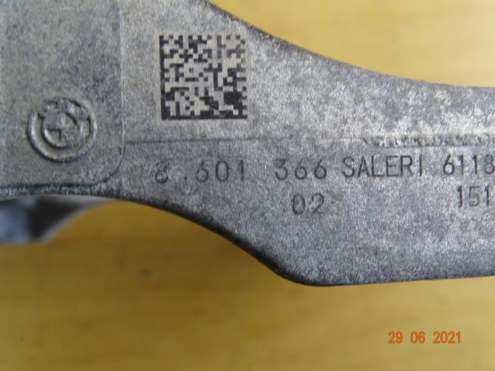 Vattenpump från en Mini Cooper S 2015