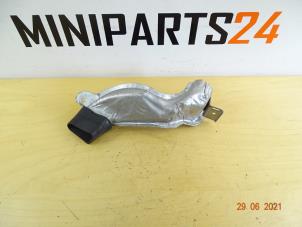 Begagnade Lufttratt Mini Cooper S Pris € 23,80 Inklusive moms erbjuds av Miniparts24 - Miniteile24 GbR