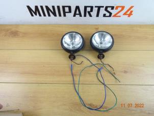 Begagnade Dimljus, stötfångare Mini Mini Cooper S (R53) 1.6 16V Pris € 59,50 Inklusive moms erbjuds av Miniparts24 - Miniteile24 GbR