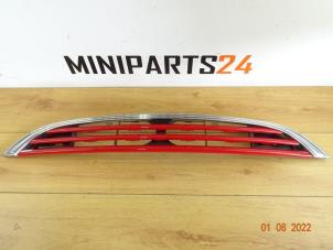 Gebruikte Grille Mini Mini Cooper S (R53) Prijs € 59,50 Inclusief btw aangeboden door Miniparts24 - Miniteile24 GbR