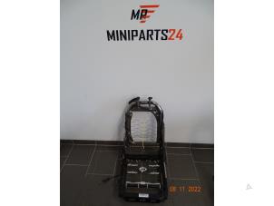 Gebruikte Stoelframe Mini Mini (R56) 1.6 16V Cooper S Prijs € 142,80 Inclusief btw aangeboden door Miniparts24 - Miniteile24 GbR