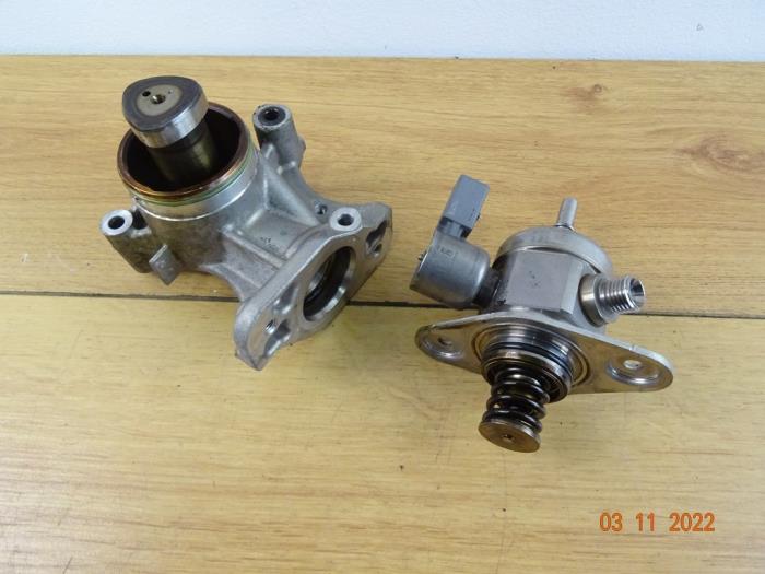 Högtryckspump från en MINI Mini (R56) 1.6 16V Cooper S 2012