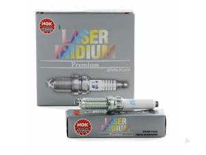 Nya Set med tändstift Mini Cooper Pris € 59,00 Inklusive moms erbjuds av Miniparts24 - Miniteile24 GbR