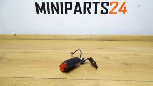 Gebruikte Gordelspanner rechts achter Mini Mini (F56) 2.0 16V Cooper S Prijs € 23,80 Inclusief btw aangeboden door Miniparts24 - Miniteile24 GbR