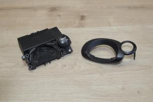 Gebruikte Start/Stop schakelaar Mini Mini Open (R57) 1.6 16V Cooper S Prijs € 29,75 Inclusief btw aangeboden door Miniparts24 - Miniteile24 GbR