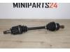 Drivaxel, vänster fram från en MINI Mini Open (R52) 1.6 16V Cooper S 2005