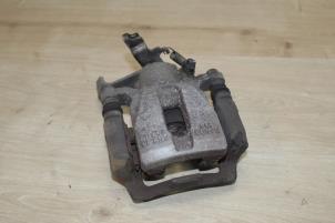 Gebruikte Remzadel rechts-achter Mini Mini (F56) 2.0 16V Cooper S Prijs € 47,60 Inclusief btw aangeboden door Miniparts24 - Miniteile24 GbR