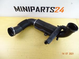 Gebruikte Luchtgeleider Mini Cooper Prijs € 53,55 Inclusief btw aangeboden door Miniparts24 - Miniteile24 GbR