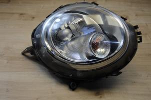 Begagnade Strålkastare, höger Mini Mini (R56) 1.6 16V Cooper S Pris € 142,80 Inklusive moms erbjuds av Miniparts24 - Miniteile24 GbR