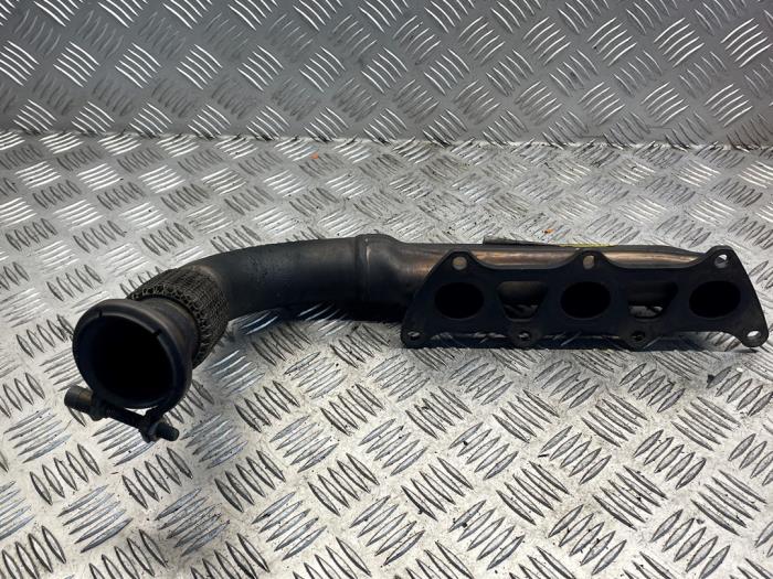 Uitlaatspruitstuk van een Audi Q7 (4MB/4MG) 3.0 TDI V6 24V 2017