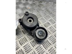 Gebruikte Spanner multiriem Mercedes Vito (639.6) 3.2 122 V6 18V Prijs € 25,00 Margeregeling aangeboden door APST