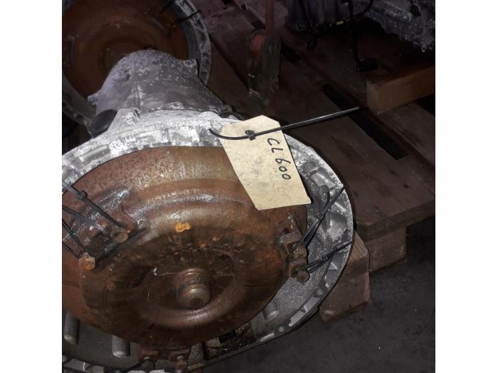 Versnellingsbak van een Mercedes-Benz CL (215) 5.8 CL-600 V12 36V 2003