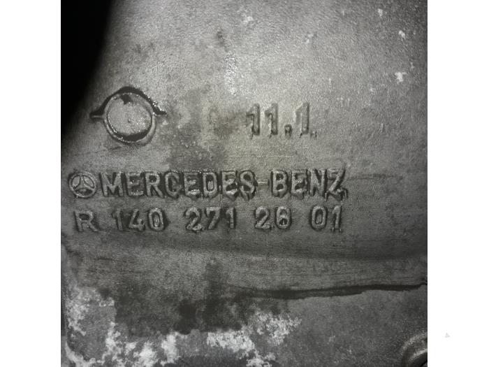 Versnellingsbak van een Mercedes-Benz CL (215) 5.8 CL-600 V12 36V 2003