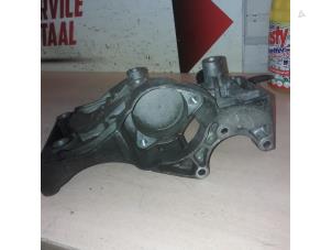 Gebruikte Dynamosteun onder Opel Insignia 2.0 CDTI 16V 130 Ecotec Prijs € 40,00 Margeregeling aangeboden door APST