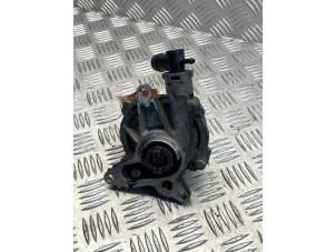 Begagnade Vakuumpump (diesel) Mercedes C (W205) C-180 1.6 CDI BlueTEC, C-180 d 16V Pris € 50,00 Marginaltabell erbjuds av APST