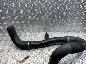 Begagnade Laddluftkylarslang Fiat Ducato (250) 2.3 D 150 Multijet Pris € 55,00 Marginaltabell erbjuds av APST