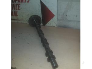 Gebruikte Nokkenas Ford Transit 2.4 TDdi 16V 330L Prijs € 75,00 Margeregeling aangeboden door APST