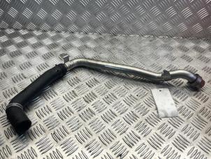 Gebruikte Waterpijp Mercedes A (177.0) 2.0 A-35 AMG Turbo 16V 4Matic Prijs € 35,00 Margeregeling aangeboden door APST