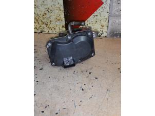 Gebruikte EGR Klep Renault Master III (MA/MB/MC/MD/MH/MF/MG/MH) 2.3 dCi 135 16V FWD Prijs € 75,00 Margeregeling aangeboden door APST