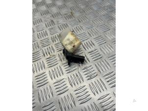 Begagnade Vevaxelsensor Fiat Ducato (250) 2.3 D 120 Multijet Pris € 15,00 Marginaltabell erbjuds av APST