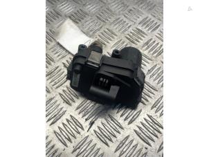 Gebruikte Wervelklep motor Opel Insignia Sports Tourer 2.0 CDTI 16V 140 ecoFLEX Prijs € 65,00 Margeregeling aangeboden door APST