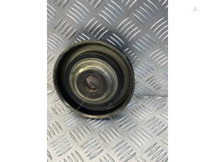 Begagnade Remskiva, vevaxel Opel Vivaro 2.0 CDTI 122 Pris € 45,00 Marginaltabell erbjuds av APST