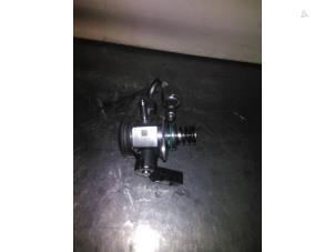 Gebruikte Hogedrukpomp Mercedes A (177.0) 2.0 A-220 Turbo 16V Prijs € 100,00 Margeregeling aangeboden door APST