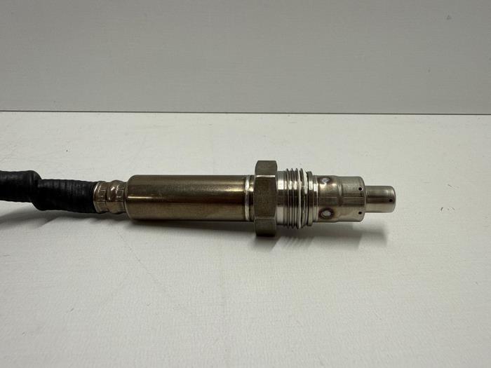 NOx-sensor från en Mercedes Diversen 2021