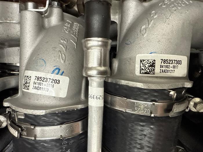 Motor från en BMW M5 (F90) 4.4 xDrive V8 32V TwinPower Turbo 2022