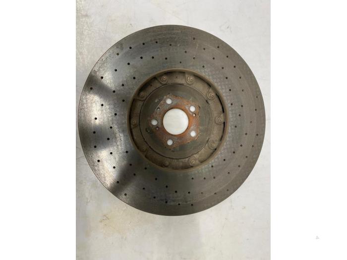 Bromsoksats från en Audi RS 6 Avant (C8) 4.0 V8 TFSI Mild Hybrid 32V 2021