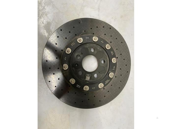 Bromsoksats från en Audi RS 6 Avant (C8) 4.0 V8 TFSI Mild Hybrid 32V 2021