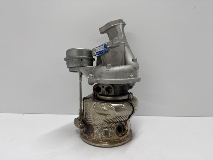 Turbo från en Audi RS 6 Avant (C8) 4.0 V8 TFSI Mild Hybrid 32V 2022