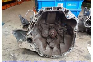 Begagnade Växellåda Renault Clio III (BR/CR) 1.5 dCi 105 FAP Pris € 150,00 Marginaltabell erbjuds av Hans Auto Onderdelen