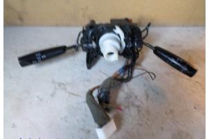 Gebruikte Combischakelaar Stuurkolom Mazda 323 P (BA15) 1.3i 16V Prijs € 15,00 Margeregeling aangeboden door Hans Auto Onderdelen