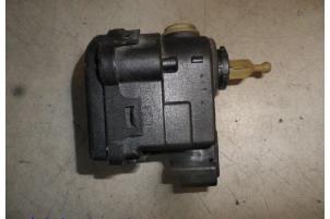 Begagnade Höjdkontrollbrytare Renault Laguna II Grandtour (KG) 1.8 16V Pris € 9,00 Marginaltabell erbjuds av Hans Auto Onderdelen