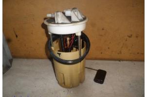 Begagnade Elektrisk bränslepump Nissan Almera Tino (V10M) 2.2 Di 16V Pris € 30,00 Marginaltabell erbjuds av Hans Auto Onderdelen