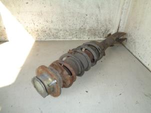 Begagnade Stötdämparstång, höger fram Daihatsu Cuore (L251/271/276) 1.0 12V DVVT Pris € 21,00 Marginaltabell erbjuds av Hans Auto Onderdelen