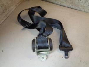 Begagnade Set med säkerhetsbälten, baksäten Citroen C4 Berline (LC) 1.6 HDi 16V 110 Pris € 15,00 Marginaltabell erbjuds av Hans Auto Onderdelen