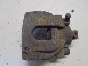 Gebruikte Remklauw (Tang) rechts-achter Volvo XC70 (SZ) XC70 2.5 T 20V Prijs € 35,00 Margeregeling aangeboden door Hans Auto Onderdelen