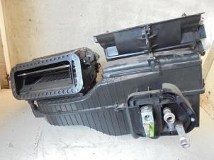 Gebruikte Kachelhuis Opel Insignia Sports Tourer 2.0 CDTI 16V 130 ecoFLEX Prijs € 150,00 Margeregeling aangeboden door Hans Auto Onderdelen