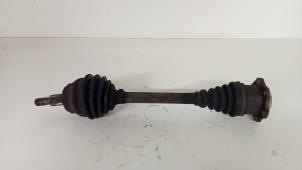 Gebruikte Aandrijfas links-voor Volkswagen Golf IV (1J1) 1.6 Prijs € 35,00 Margeregeling aangeboden door Hans Auto Onderdelen